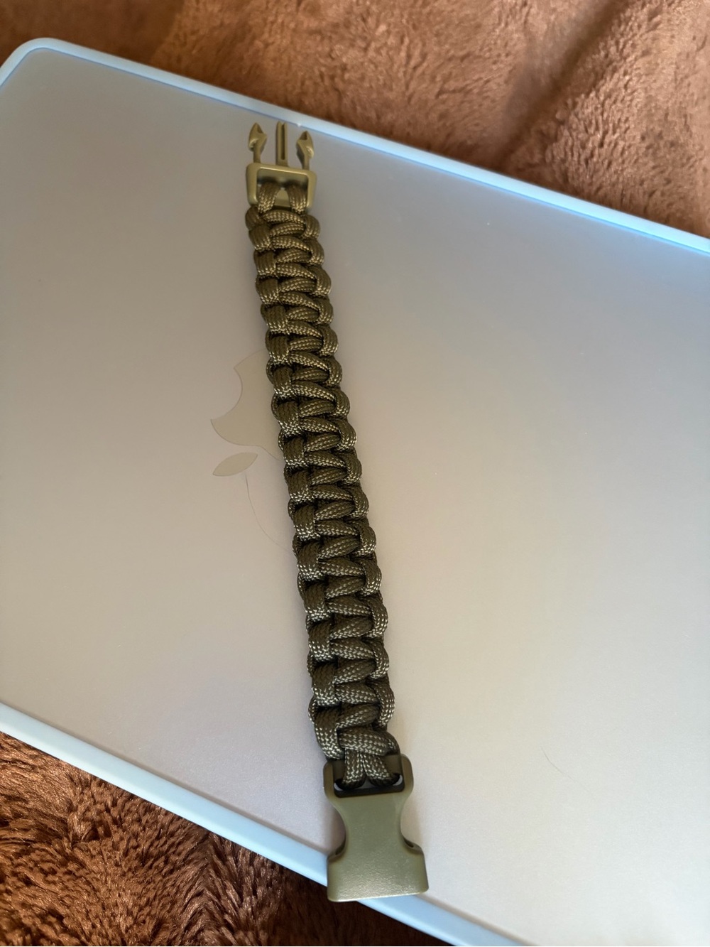 Men's Paracord Survival Bracelet - Olive Green